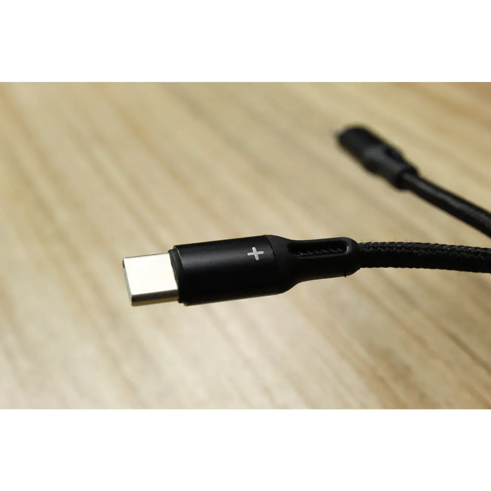 Cable type c to Lightning Rock R2