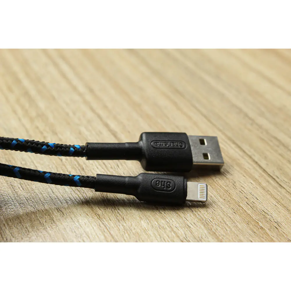 SheCharisma USB to Lightning cable model MEHRNAM