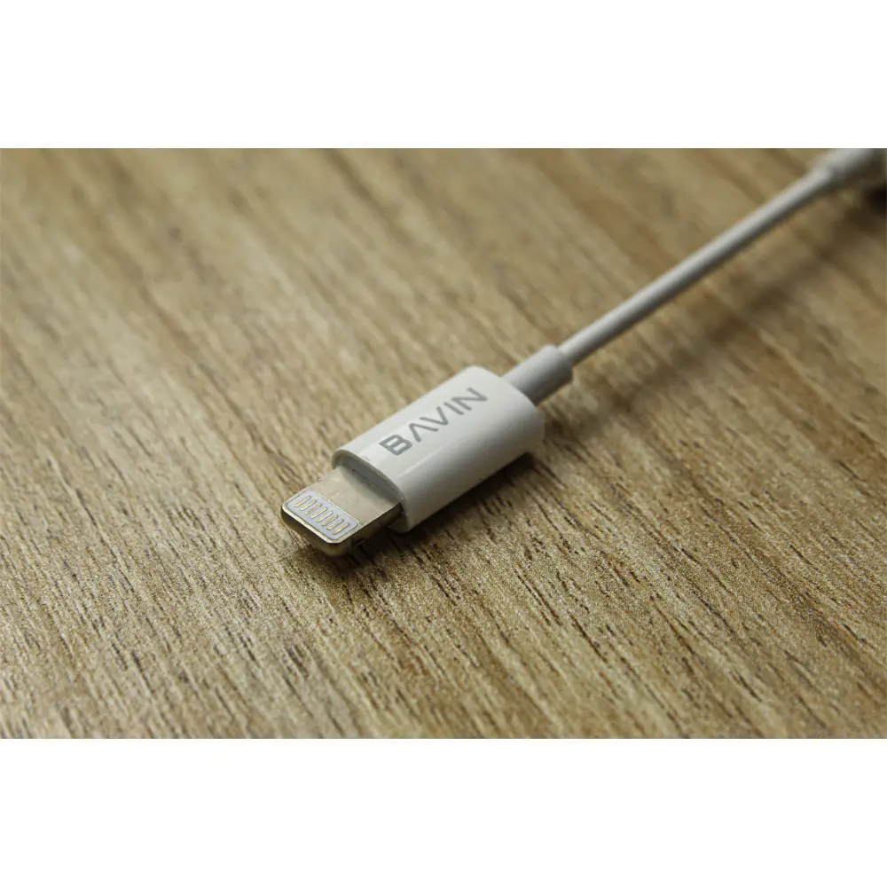 Cable Converter Bavin AUX-19 Jack 3.5mm to Lightning 