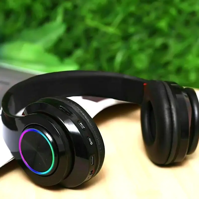 B39 Headphone