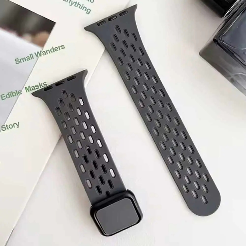 Breathable silicone strap with 20mm modern buckle