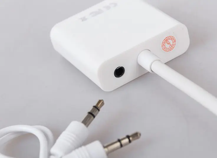 HDMI to VGA converter