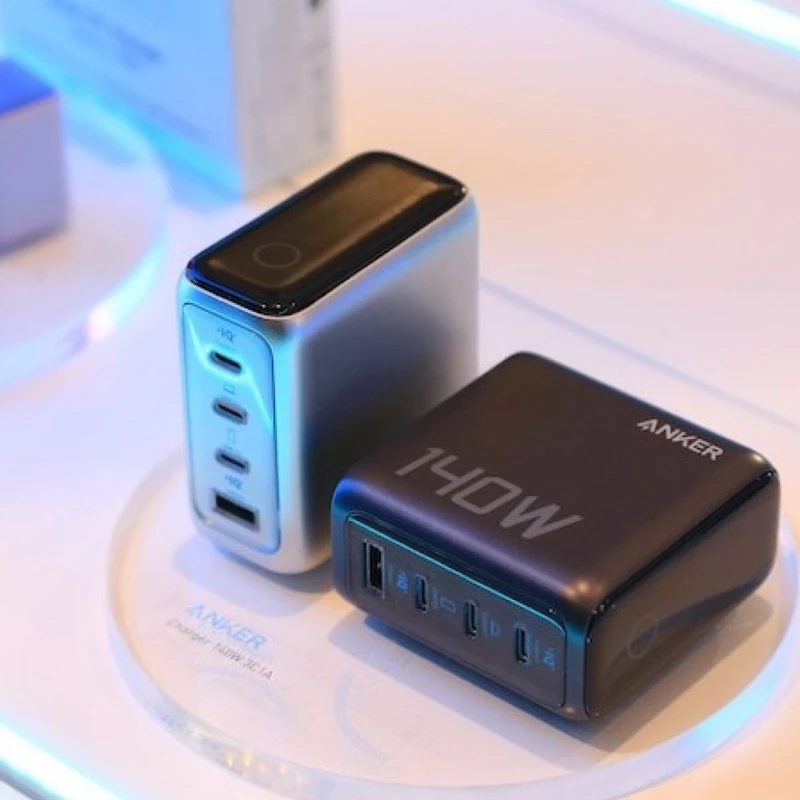 شارژر دیواری 140 وات انکر مدل A2697 به همراه کابل USB-C